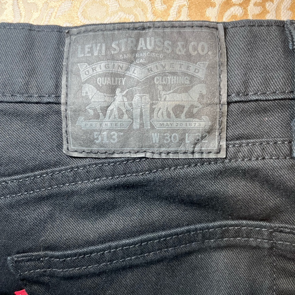 Levi's Black Slim Jeans Sleek and Versatile - Picture 5 of 5